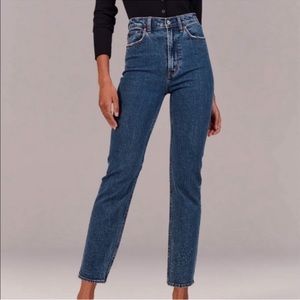 Abercrombie & Fitch Ankle Straight Ultra High Rise Jeans Curve Love 32 14S
